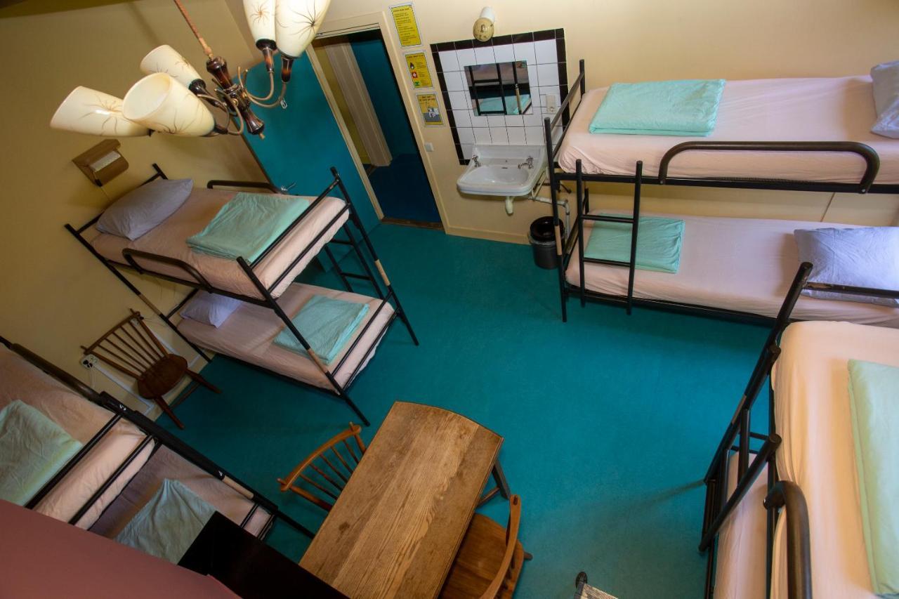 Strowis Hostel Утрехт Екстериор снимка