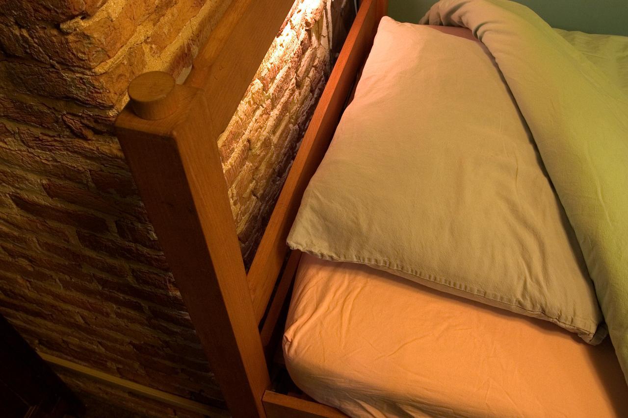 Strowis Hostel Утрехт Екстериор снимка